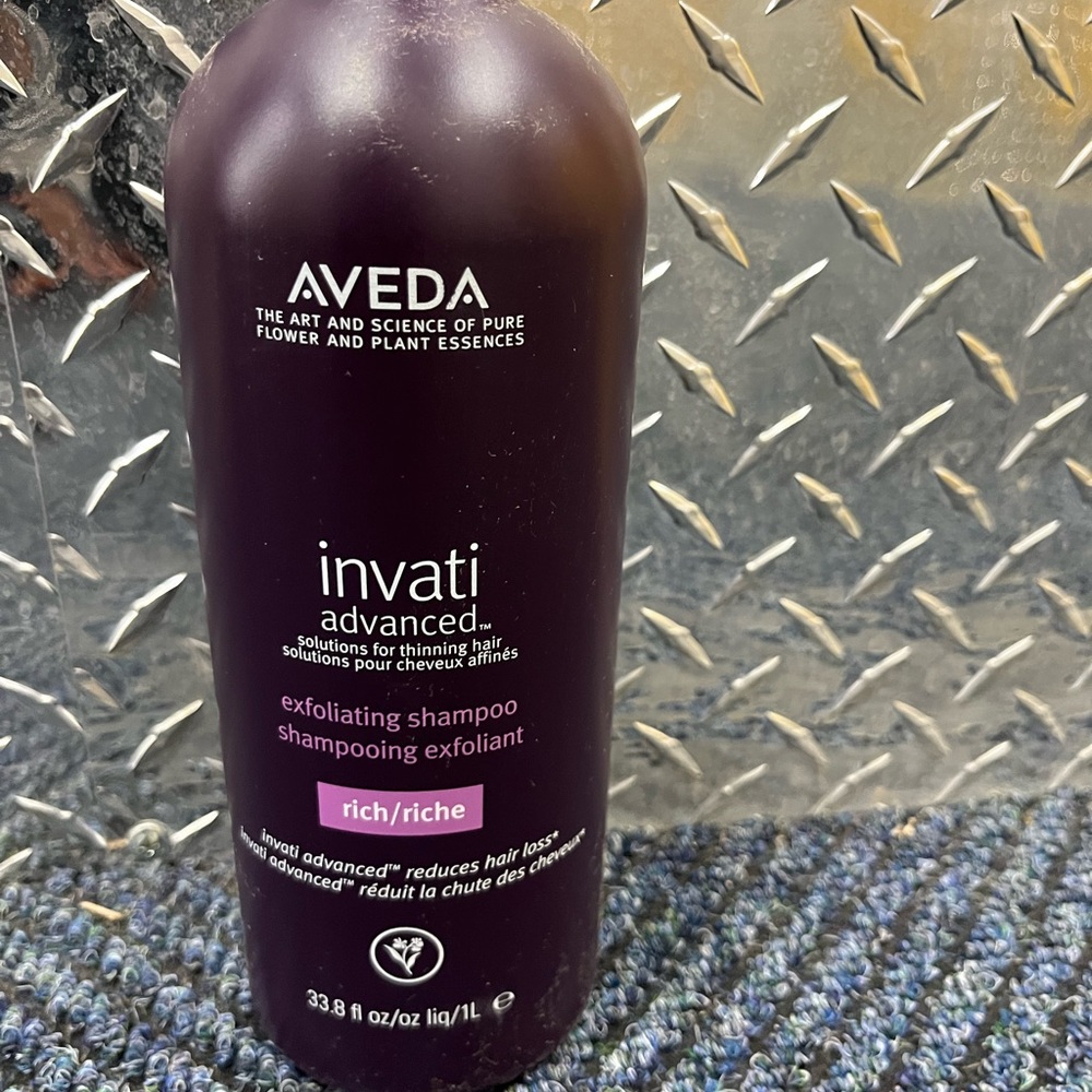 AVEDA Invati Advanced Rich Shampoo Liter